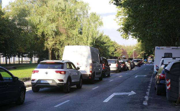 Urtaran descarta la Ronda Sur de Olárizu pero busca la «solución» a un tráfico que aún irá a más