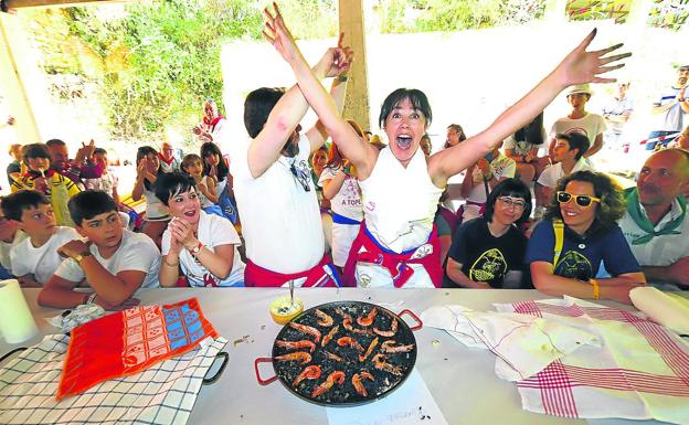 Está claro que paella se escribe con P