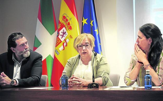 «Mi marido era policía y se pegó un tiro. No tuve ayuda»