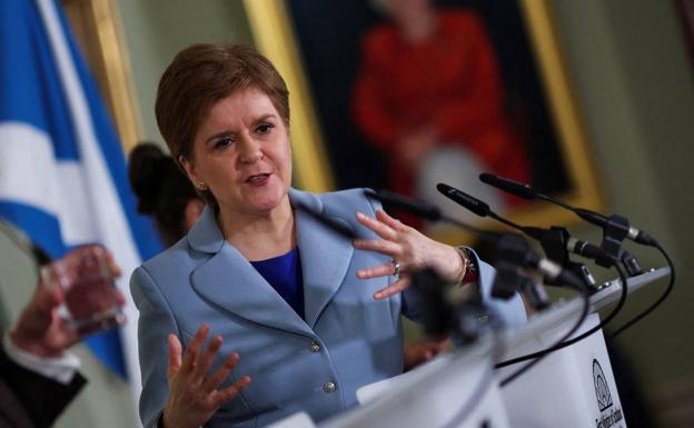 Sturgeon activa su última oportunidad para convocar un referéndum de independencia de Escocia