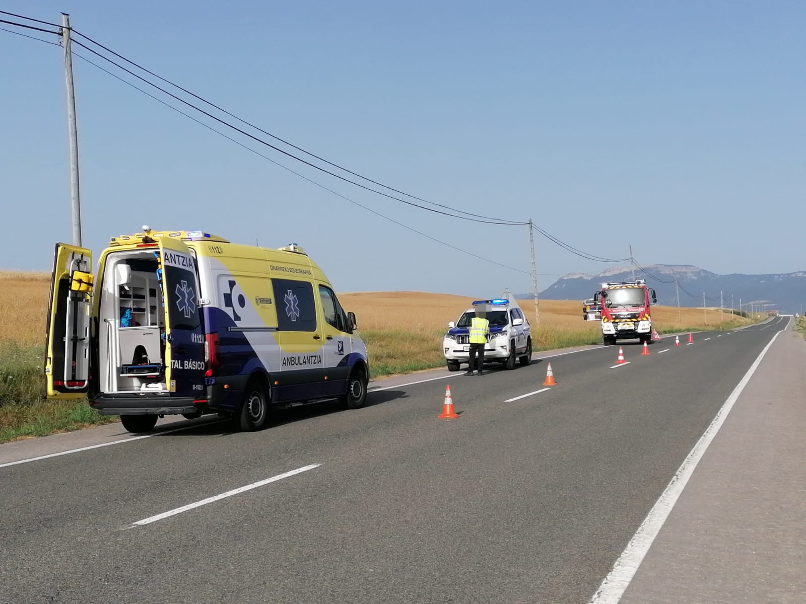 Tres ciclistas trasladadas al hospital tras una caída múltiple cerca de Salvatierra