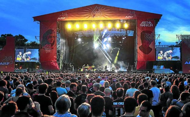 Azkena Rock Festival 2022: todos los conciertos, cómo llegar y transporte público a Mendizabala