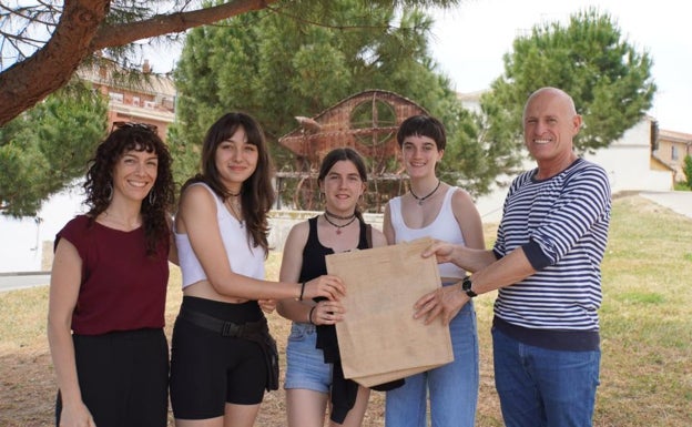 'Artean amesgaizto' lanak irabazi du Euskal Herriko Ikastolen Komiki Lehiaketa