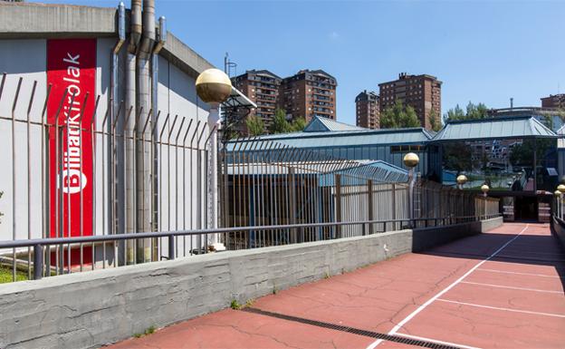 Bilbao construirá el primer skatepark cubierto municipal en dos frontones de Txurdinaga
