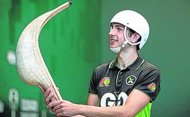 El relevo toca la puerta