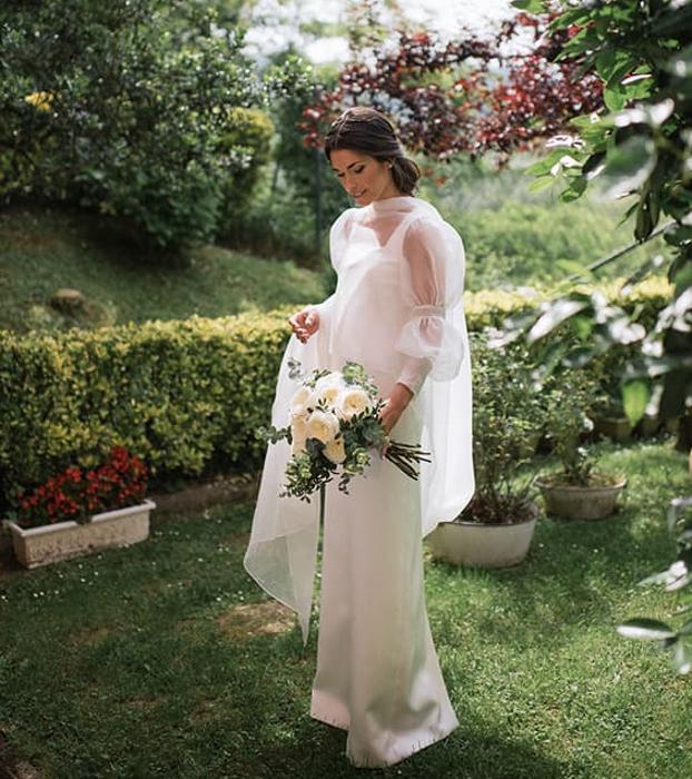 Ane, la novia que encontró su vestido viral en una casita de Erandio