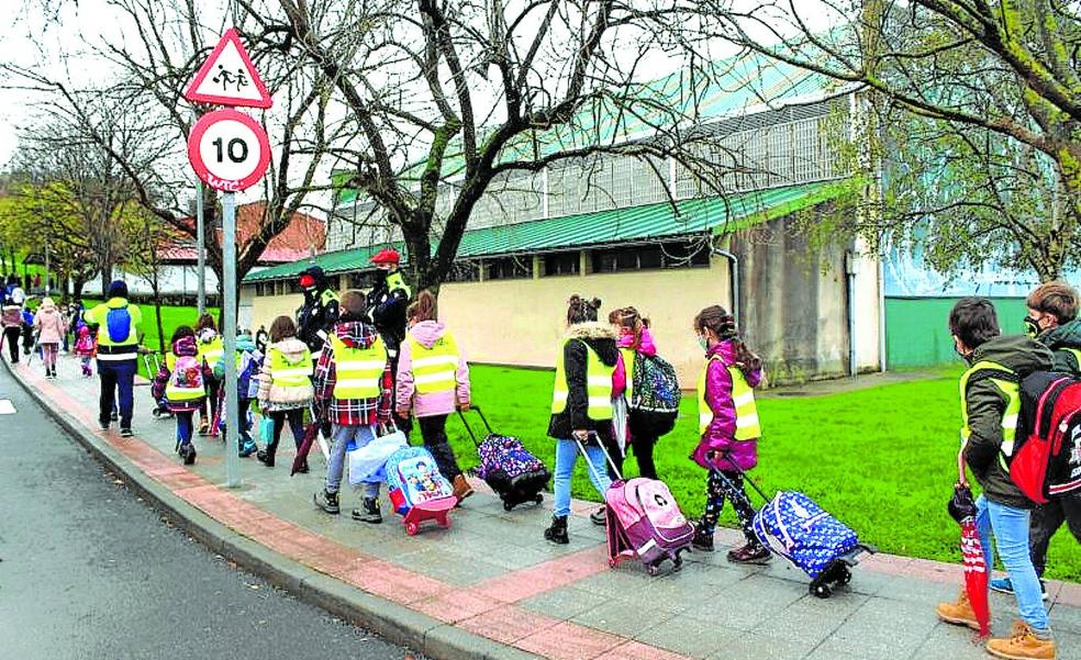 Trece colegios de Getxo crearán caminos seguros para los escolares