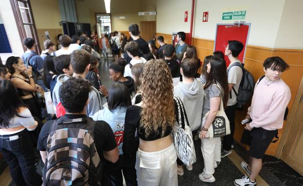 1.200 alumnos vascos afrontan hoy a la repesca de Selectividad. «Vengo a sacar más nota»