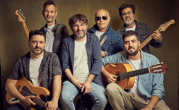 Jordi Évole debuta en el Bilbao BBK Live: «No se nos caen los anillos por ser una orquesta pachanguera»