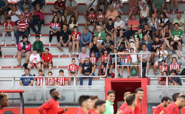 Iñigo Vicente y Unai Nuñez se ausentan del entrenamiento