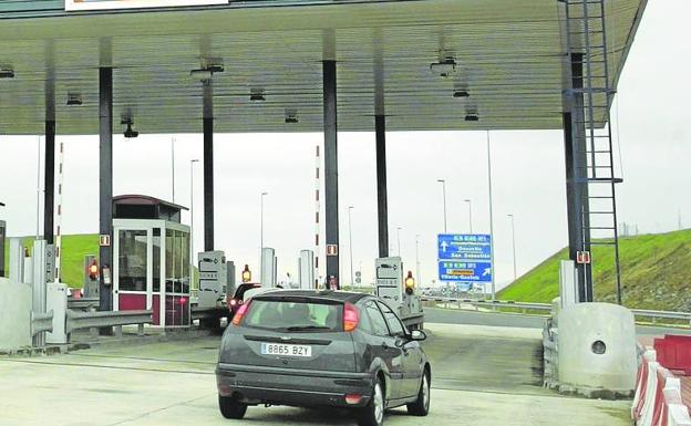 La autopista que lleva a los alaveses hasta Irún registra cerca de 600 accidentes al año