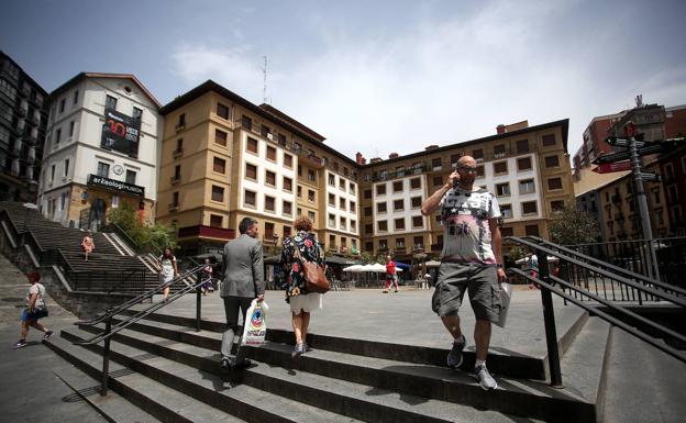 Una historia de teatros, ascensores y bombardeos en Bilbao