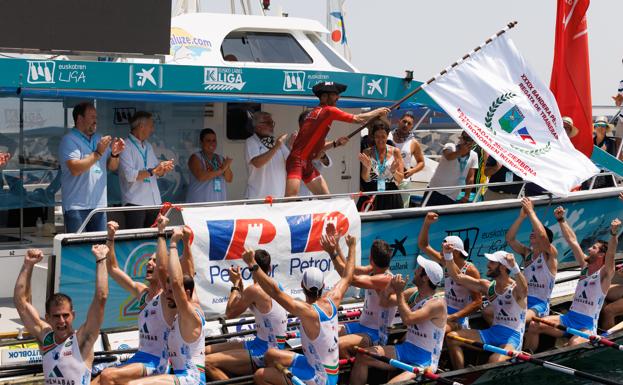 Donostiarra vuela en Zierbena