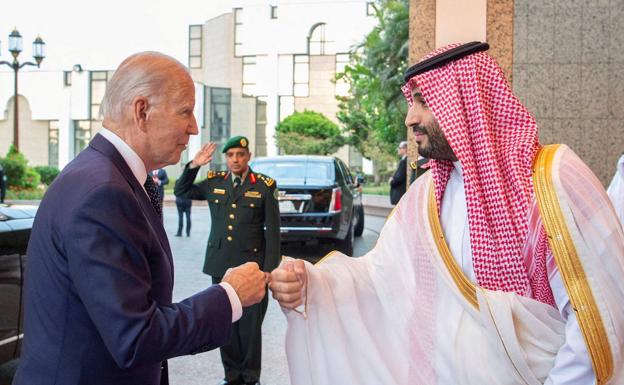 Biden predica en el desierto saudí