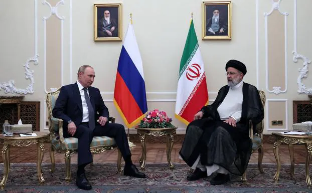 Russian President Vladimir Putin with his Iranian counterpart Ebrahim Raisi in Tehran on Tuesday