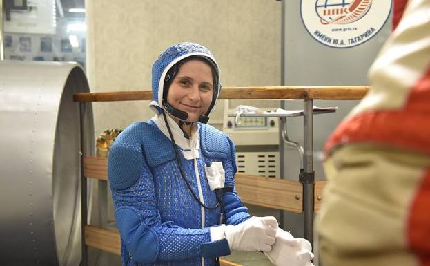 Samantha Cristoforetti, primera mujer astronauta europea en realizar una caminata espacial