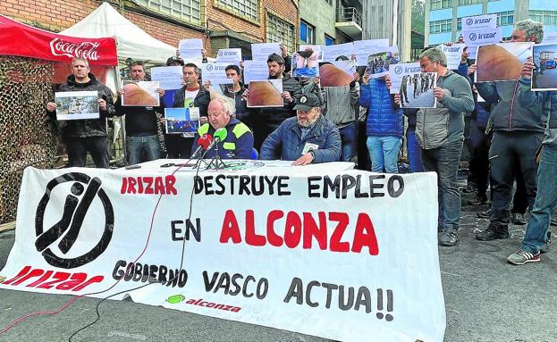 Los empleados de Alconza, en Berango, vuelven hoy a trabajar tras 151 días de huelga