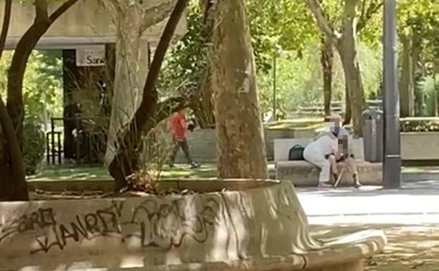 Multa de 600 euros a la pareja de ancianos de Zamora que practicó una felación en un parque a plena luz del día