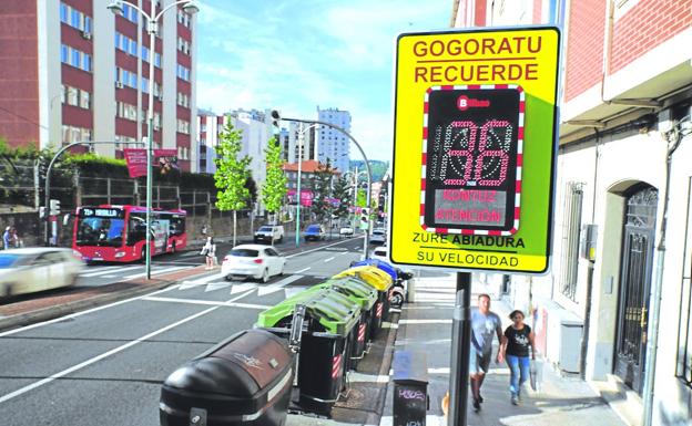 Bilbao despliega sus primeros diez radares pedagógicos para reducir la velocidad. ¿Dónde están?