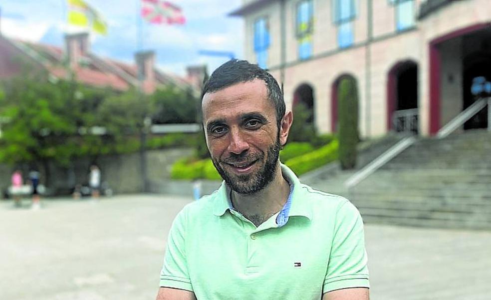 «El castillo de Butrón se levantó con piedras de la cantera de Urduliz»