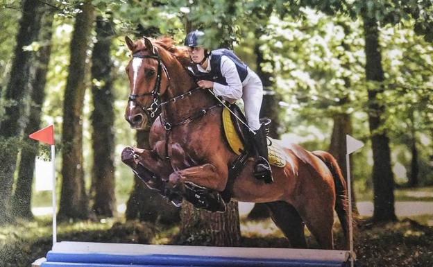 Una amazona vitoriana en la cuna de la hípica internacional