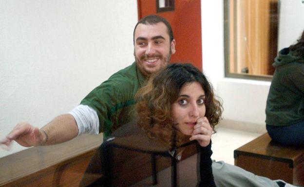 El Ejecutivo vasco concede el tercer grado a la asesina de Lluch y a otros 4 presos de ETA