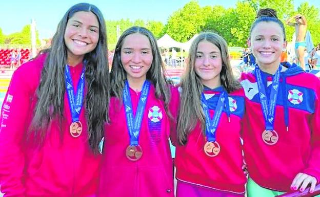 El Judizmendi conquista un bronce histórico en el estatal de natación infantil