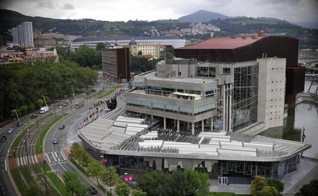 El Euskalduna amplía el plazo para recibir ofertas por su restaurante