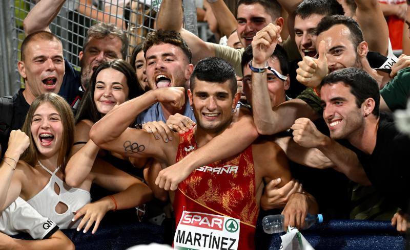 El atleta Asier Martínez se cuelga el oro en 110 vallas en el Europeo