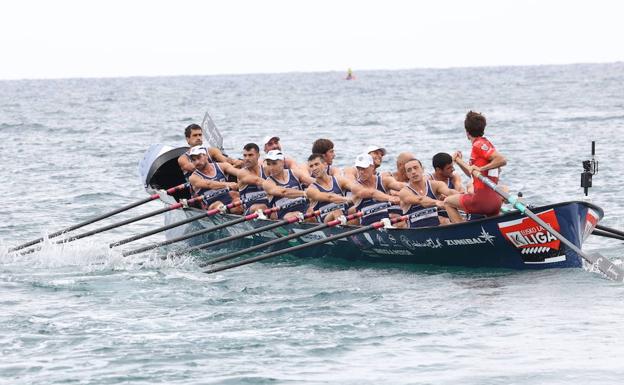 Zarautz aclara el pulso liguero camino de La Concha