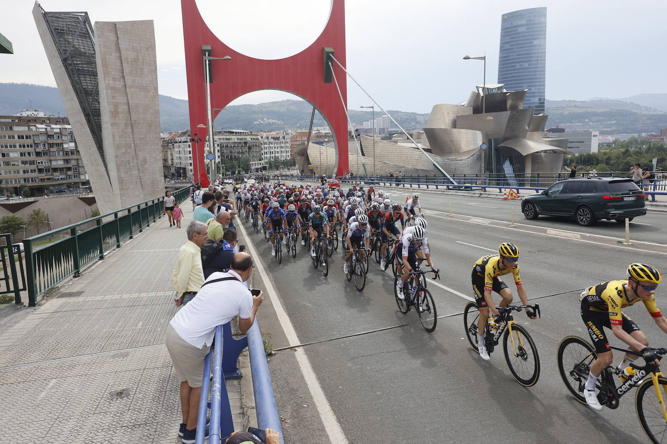 Las mejores fotos de la quinta etapa de la Vuelta con final en Bilbao