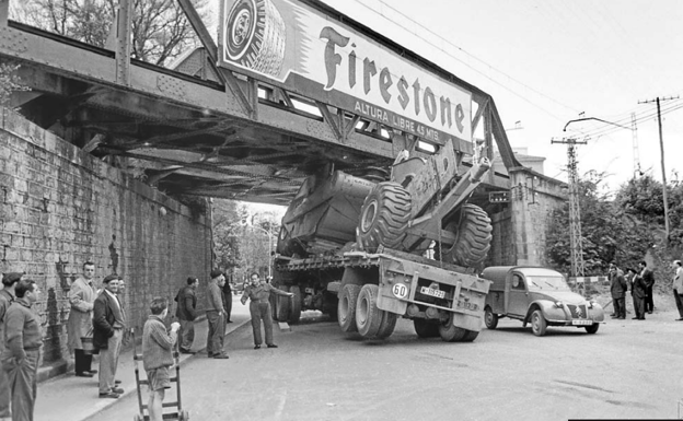 Un camión que no cabía, motocross en agosto y celedones de hace 50 años