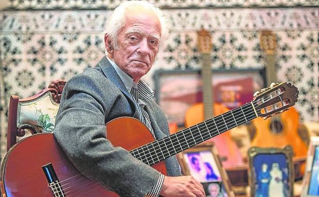 La guitarra flamenca pierde el magisterio de Manolo Sanlúcar