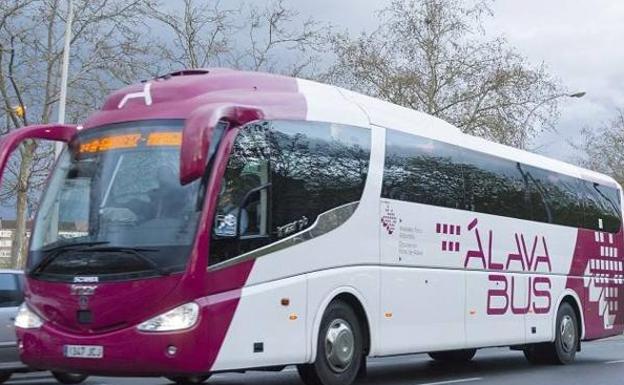 Álava asumirá la línea de autobús a Salvatierra con 17 frecuencias diarias a comienzos de 2023