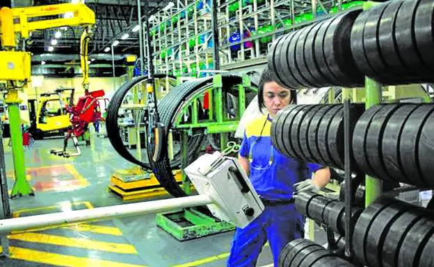 Michelin amplía su parada de producción y cancela turnos de 1.340 trabajadores