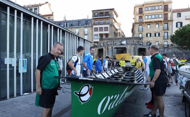 Las traineras vizcaínas evitan la temida calle uno en La Concha