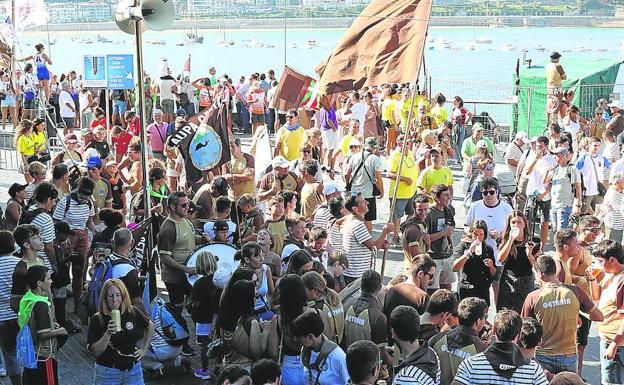 La bahía recupera la alegría