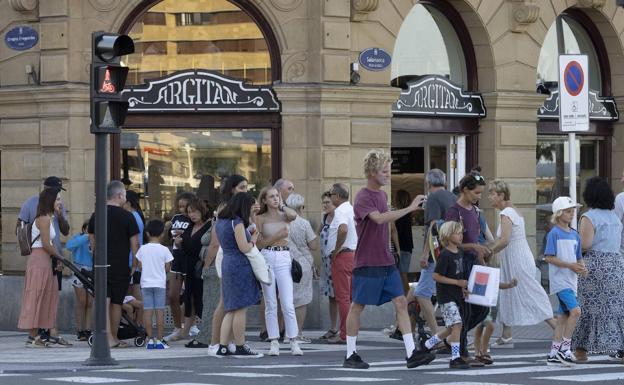 Euskadi mantiene el descenso de hospitalizados Covid, con la cifra de pacientes críticos más baja en dos años