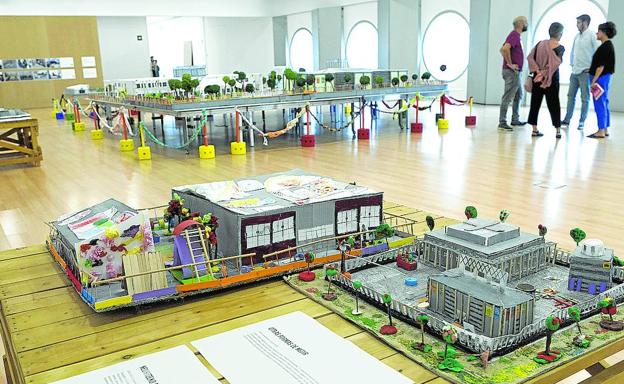 Artium muestra en maquetas los colegios 'ideales' de escolares vitorianos