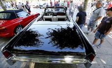 Autos Klasikos Santurtzi reúne en la localidad marinera más de 150 coches con historia
