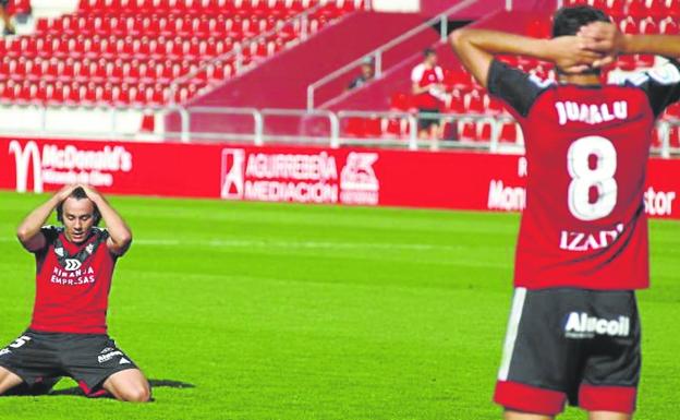 No llega la victoria ni con un jugador más