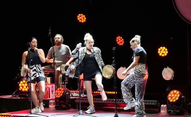 Una 'rave' con Tanxugueiras en el 38º Getxo Folk