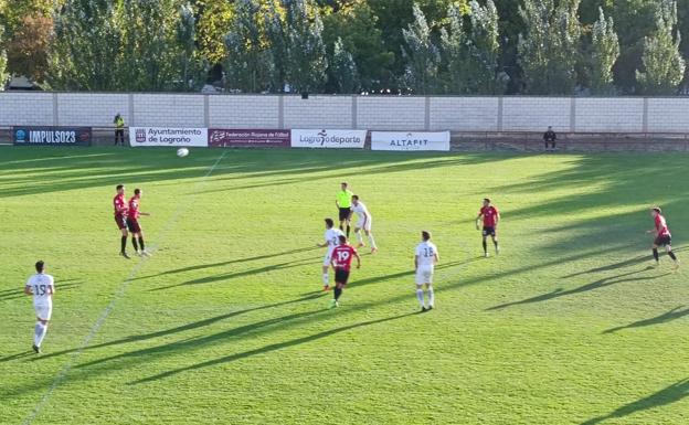 Un Arenas muy solvente firma una clara victoria en Logroño y el Gernika pierde en Arnedo