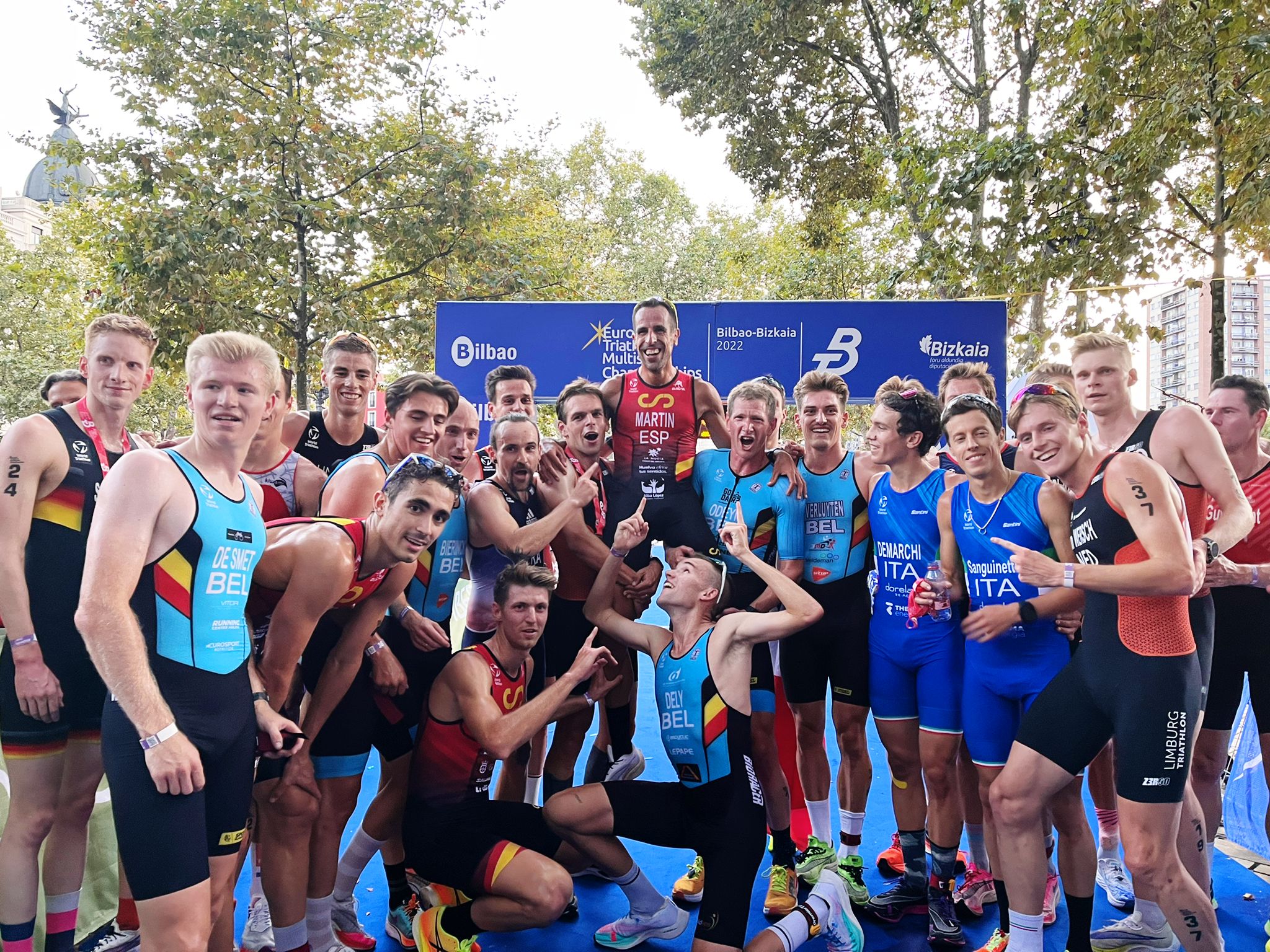 Las mejores imágenes del Triatlón Multideporte de Bilbao