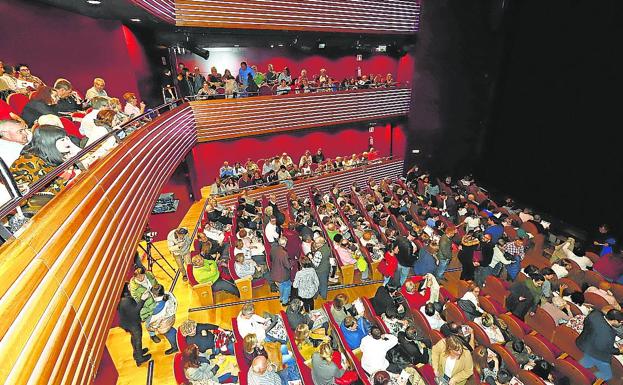 El nuevo sistema lumínico del Teatro Apolo estará listo para finales de octubre