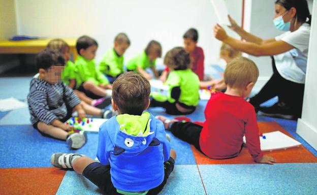 El desplome de la natalidad pone contra las cuerdas a las escuelas infantiles vizcaínas