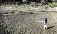 La sequía deja su huella en el paisaje de Bizkaia