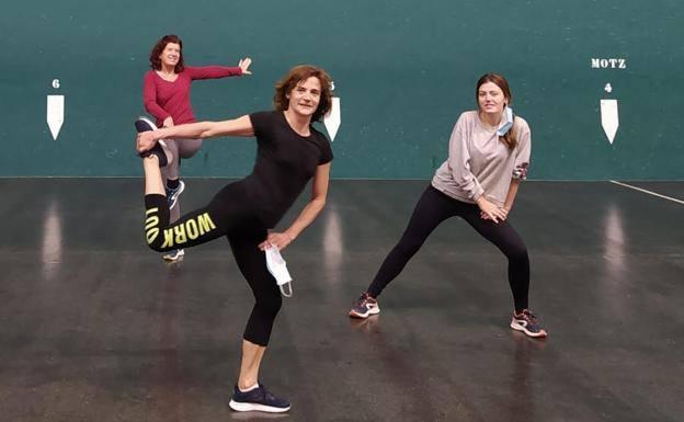 Zaldibar admite que las clases de zumba se ofrecían de forma irregular con contratos menores
