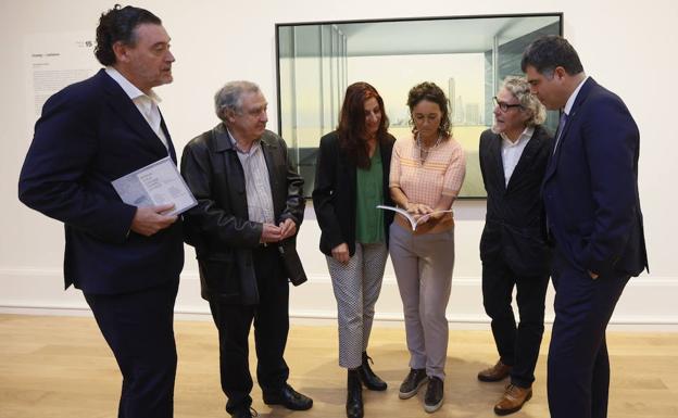 La UPV/EHU presenta 'Viaje', una obra colectiva y creativa, en homenaje a Jesus Mari Lazkano