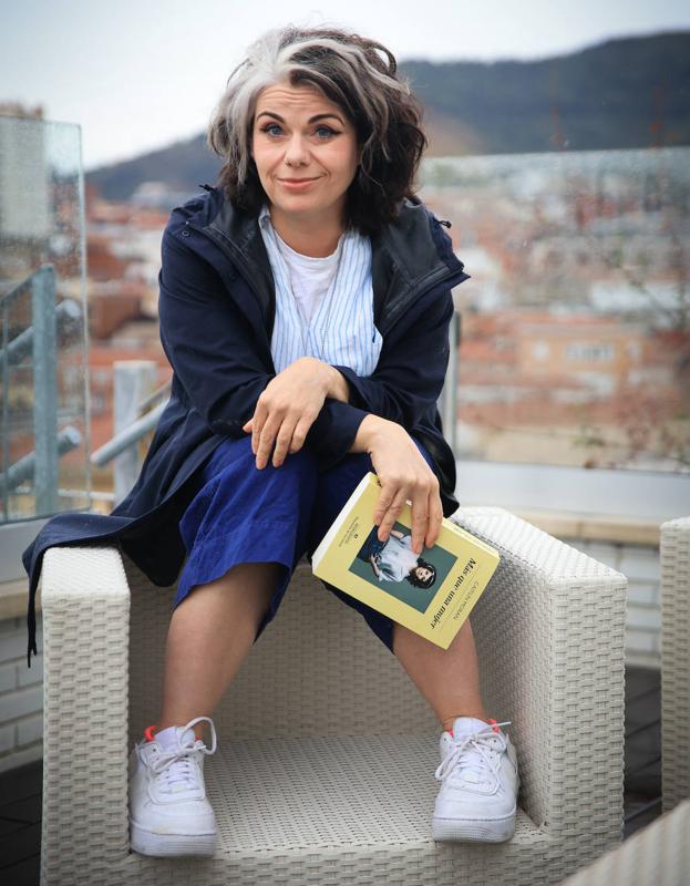 «Como feminista también me interesa la felicidad de los hombres»